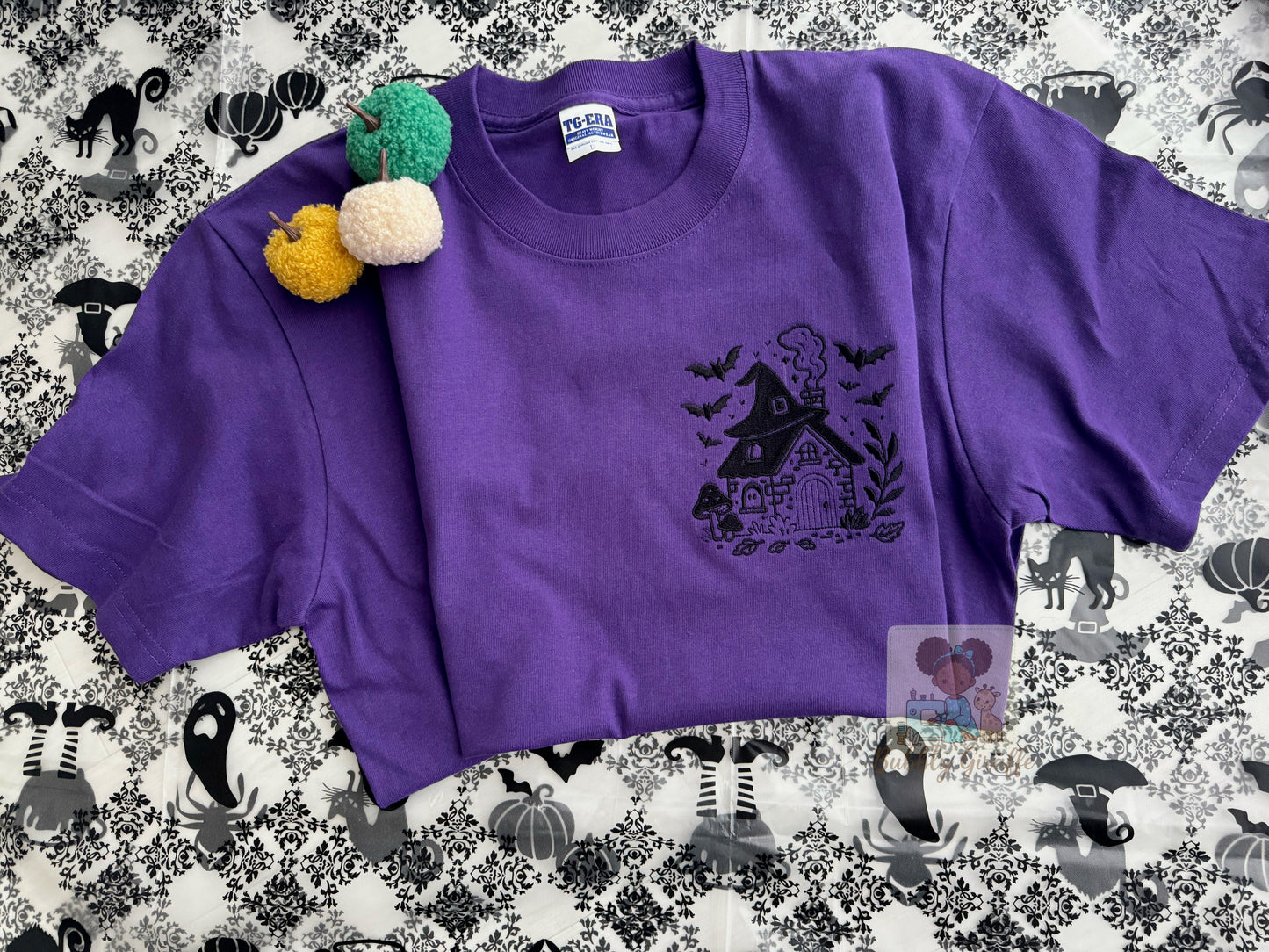 **TSHIRT** Witchy Cottage