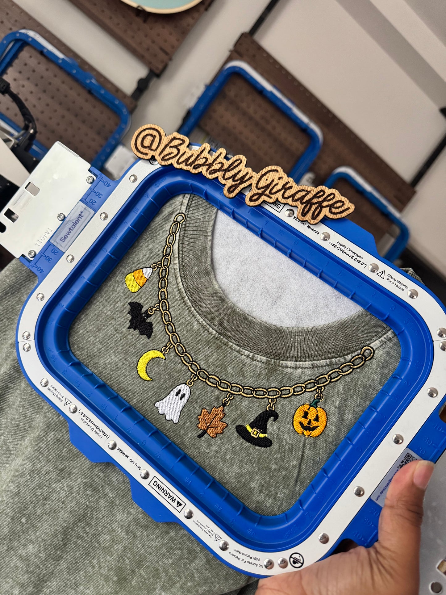 **TSHIRT** Halloween Necklace