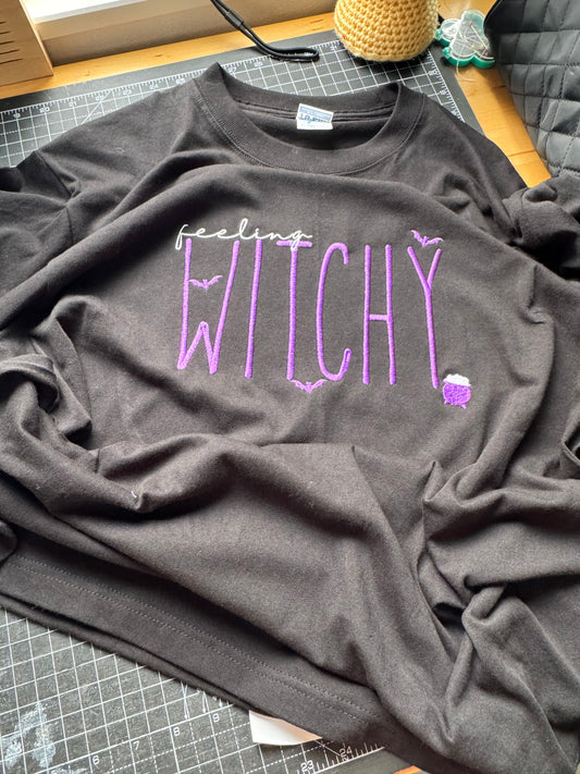**TSHIRT**Feeling witchy